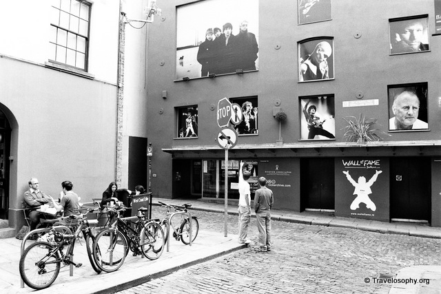 Café Society, Wall of Fame, Temple Bar – Dublin, Ireland, 2006