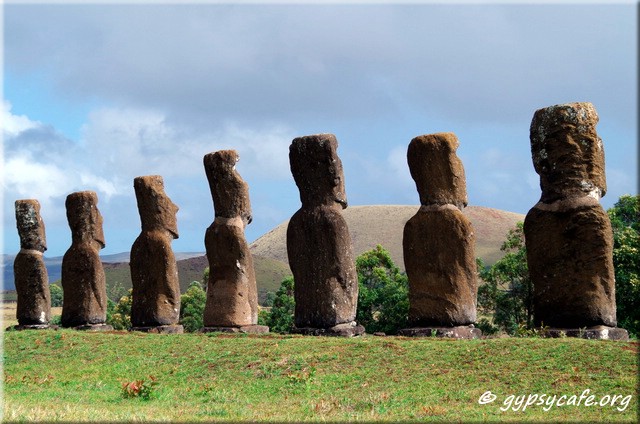 Ahu Akivi - Rapa Nui - Moai Looking over Ancestral Lands